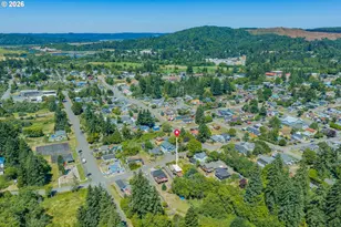558 N Elliott St, Coquille, OR 97423 - Photo 42