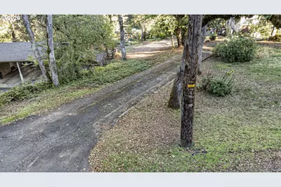 Sylvan St, Eugene, OR 97403 - Photo 2