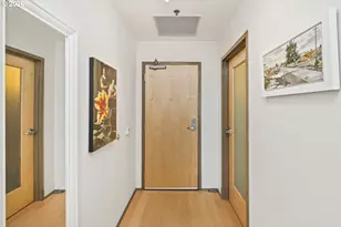 1221 SW 10th Ave, Portland, OR 97205 - Photo 26