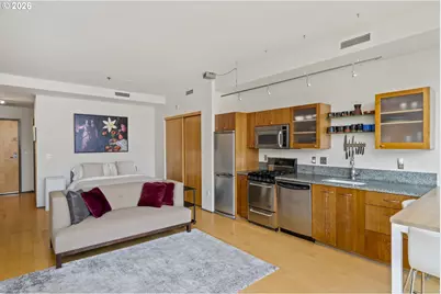 1221 SW 10th Ave #414, Portland, OR 97205 - Photo 16