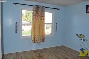 14448 NE Shaver St, Portland, OR 97230 - Photo 12