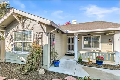 1243 Shafer Ln, Medford, OR 97501 - Photo 2