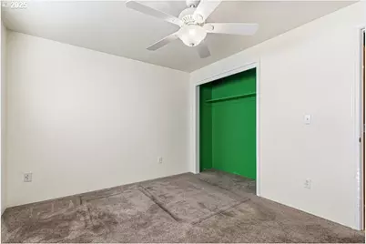 1243 Shafer Ln, Medford, OR 97501 - Photo 10