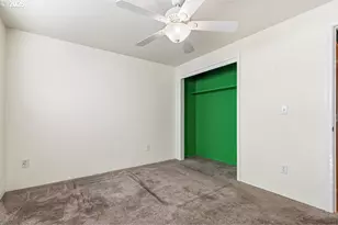 1243 Shafer Ln, Medford, OR 97501 - Photo 10