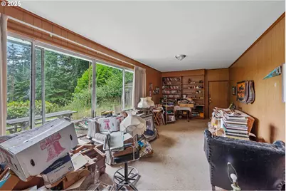 67118 W Westview Rd, North Bend, OR 97459 - Photo 6