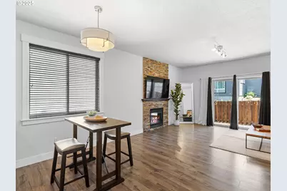 1018 SW Halsey St, Troutdale, OR 97060 - Photo 10