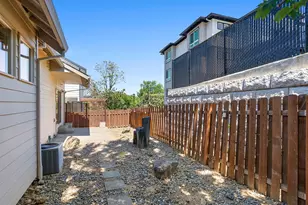 1018 SW Halsey St, Troutdale, OR 97060 - Photo 42