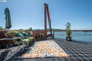 584 N Tomahawk Island Dr, Portland, OR 97217 - Photo 26