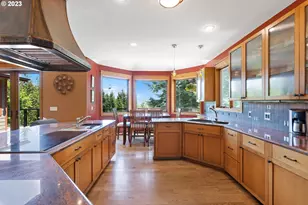 10534 SE Vradenburg Rd, Happy Valley, OR 97086 - Photo 16