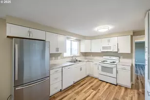 23900 SW Loganberry Ln, Sheridan, OR 97378 - Photo 12