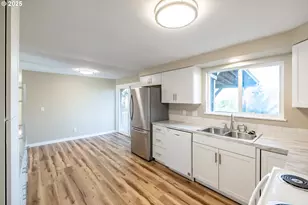 23900 SW Loganberry Ln, Sheridan, OR 97378 - Photo 14