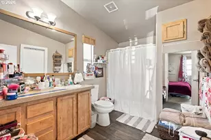 823 SW Williamsburg Way, Beaverton, OR 97006 - Photo 22
