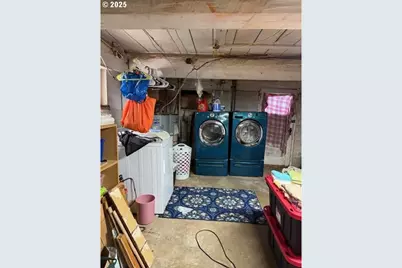 65748 Meissner Rd, Deer Island, OR 97054 - Photo 10