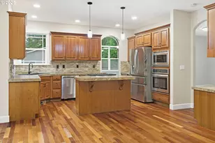 19643 SE Jay St, Milwaukie, OR 97267 - Photo 14