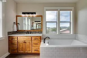 300 Cross Creek Rd, Kelso, WA 98626 - Photo 12