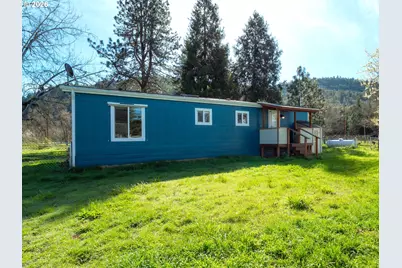 238 Ball Ln, Riddle, OR 97469 - Photo 22