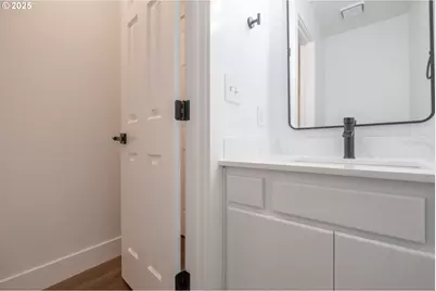 4860 Happy Dr NE, Salem, OR 97305 - Photo 30