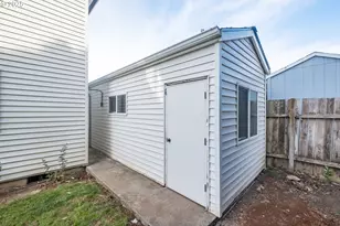 4860 Happy Dr NE, Salem, OR 97305 - Photo 48