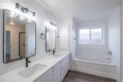 4860 Happy Dr NE, Salem, OR 97305 - Photo 22