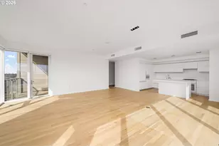 1075 NW Northrup St, Portland, OR 97209 - Photo 16