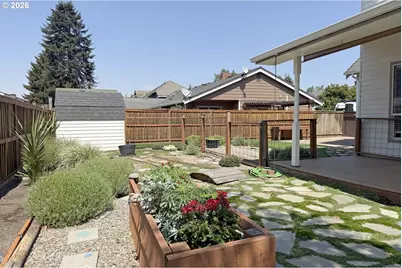 2904 Wolf Meadows Ln, Eugene, OR 97408 - Photo 30