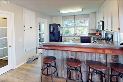 2904 Wolf Meadows Ln, Eugene, OR 97408 - Photo 12