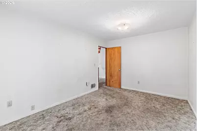 6126 NE 36th Ave, Portland, OR 97211 - Photo 14