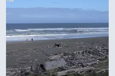 29018 Vizcaino Ct, Gold Beach, OR 97444 - Photo 28