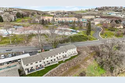 1900 NW Carden Ave, Pendleton, OR 97801 - Photo 26