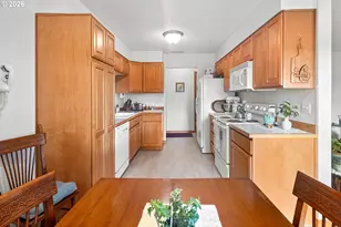 1900 NW Carden Ave, Pendleton, OR 97801 - Photo 4