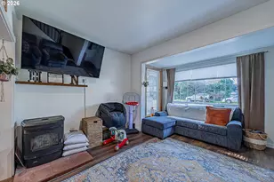 1541 Union Ave, North Bend, OR 97459 - Photo 12