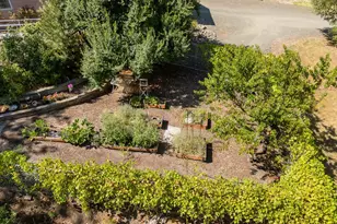 5120 NW Broad St, Roseburg, OR 97471 - Photo 38