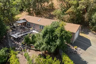 5120 NW Broad St, Roseburg, OR 97471 - Photo 2