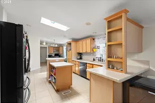 5120 NW Broad St, Roseburg, OR 97471 - Photo 10