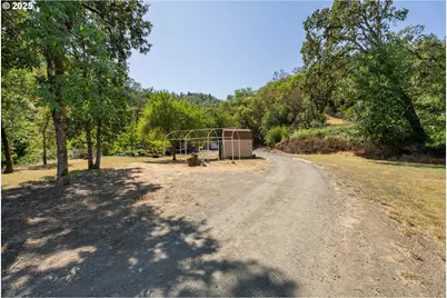 5120 NW Broad St, Roseburg, OR 97471 - Photo 42