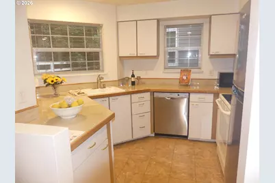 8405 SW Curry Dr #D, Wilsonville, OR 97070 - Photo 6
