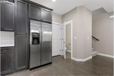 1911 NW Sage St, Camas, WA 98607 - Photo 6