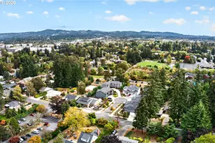 13575 SW Whitworth Ct, Beaverton, OR 97005 - Photo 42