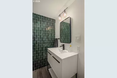 5701 NE 23rd Ave, Portland, OR 97211 - Photo 32