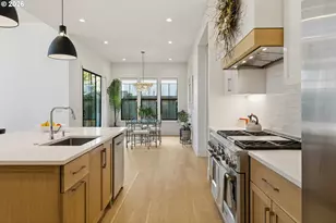 9364 SW Morrison St, Portland, OR 97225 - Photo 14