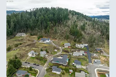 805 Queens Ave, Creswell, OR 97426 - Photo 42