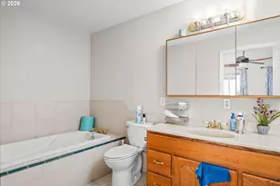 805 Queens Ave, Creswell, OR 97426 - Photo 24