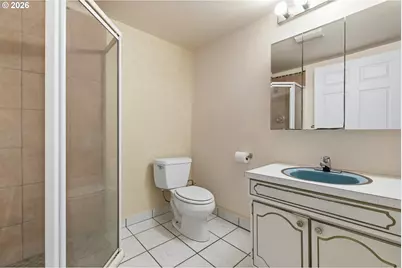 13717 SE Mill St, Portland, OR 97233 - Photo 36