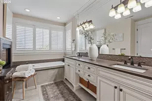 2605 Lorinda Ln, West Linn, OR 97068 - Photo 24