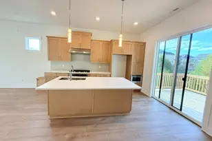 16499 NW Blaire Ln, Portland, OR 97229 - Photo 6