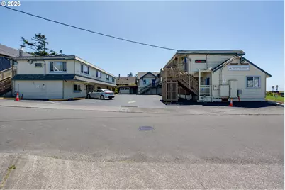1022 N Prom #101, Seaside, OR 97138 - Photo 34