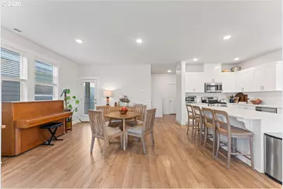 7510 NW Lauren Ave, Portland, OR 97229 - Photo 12