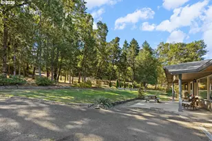 2925 Cleveland Hill Rd, Roseburg, OR 97471 - Photo 4