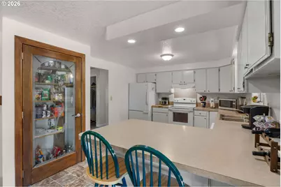 2925 Cleveland Hill Rd, Roseburg, OR 97471 - Photo 10