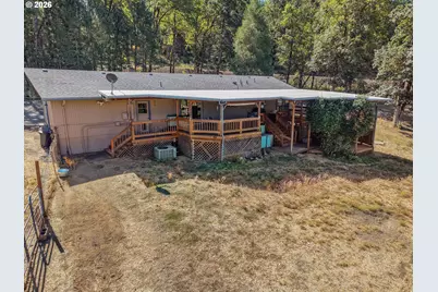 2925 Cleveland Hill Rd, Roseburg, OR 97471 - Photo 22